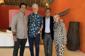 Los Clinton recibieron el 2026 en Punta Cana