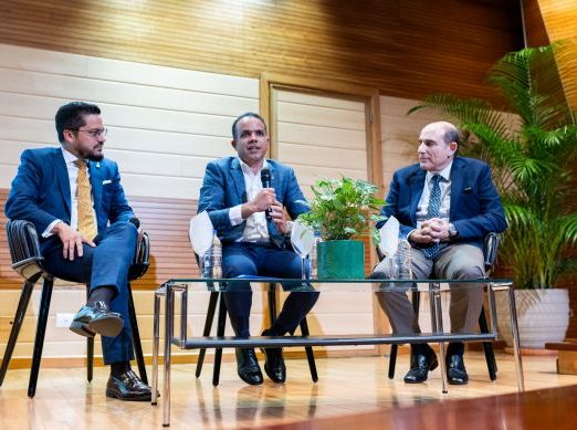 Expertos plantean claves para acelerar desarrollo desde Cibao