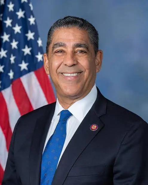 Congresista Adriano Espaillat Reflexiona sobre el Quinto Aniversario del Ataque al Capitolio de EE. UU. del 6 de Enero